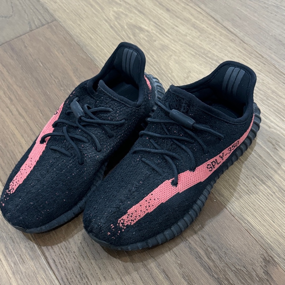 Yeezys Kids Black and Pink Sneakers
